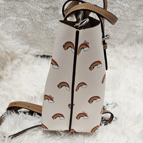 COACH Pride Bags Mollie Tote 25 With Rainbow Heart Print NWT Authentic 🌈 - Picture 14 of 15